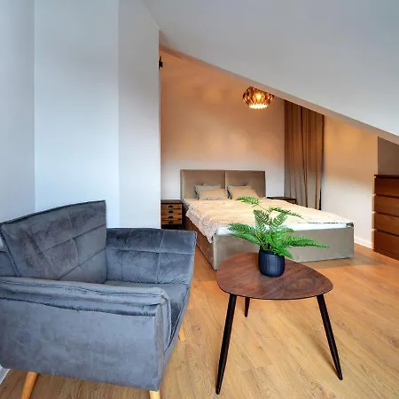 Apart-invest Widokowy Dwupoziomowy *